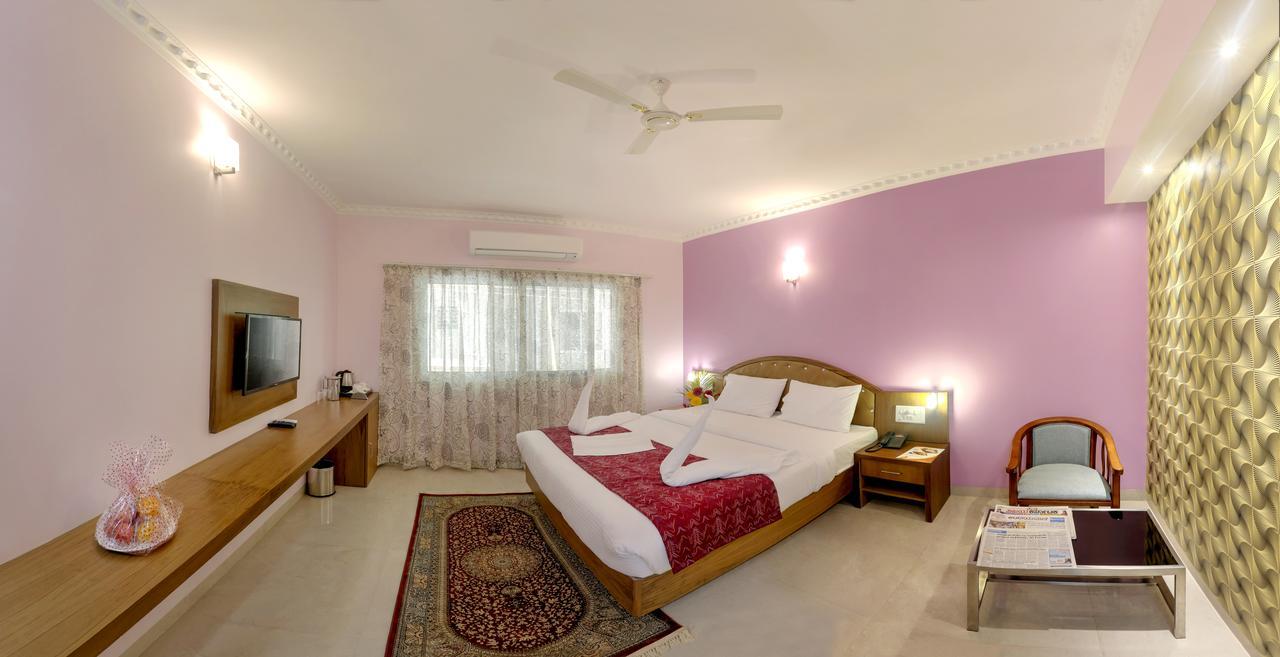 Jyothis Residency Hotell Kolluru Exteriör bild